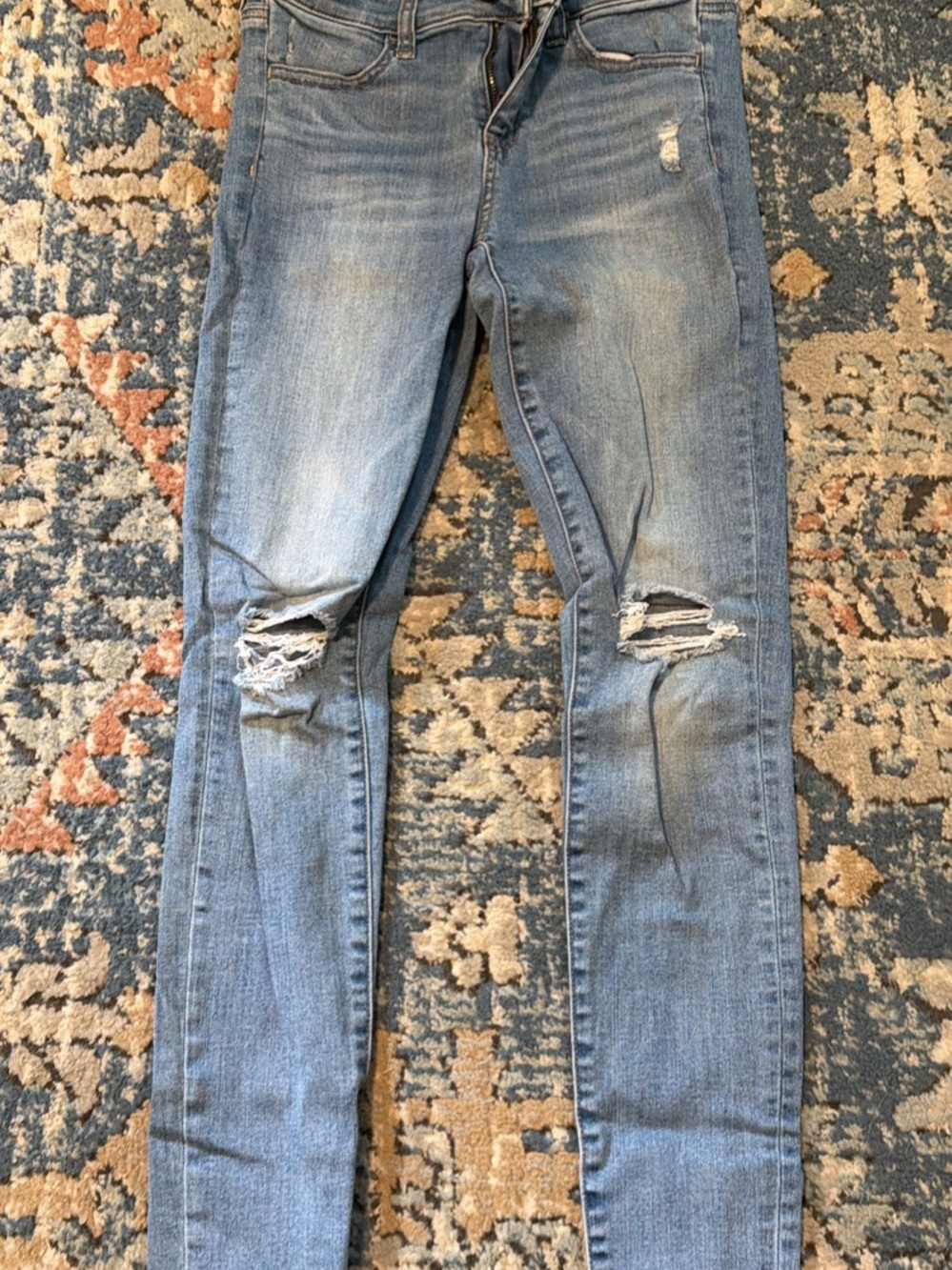 American Eagle Outfitters Light Blue Ripped Skinny Jeans